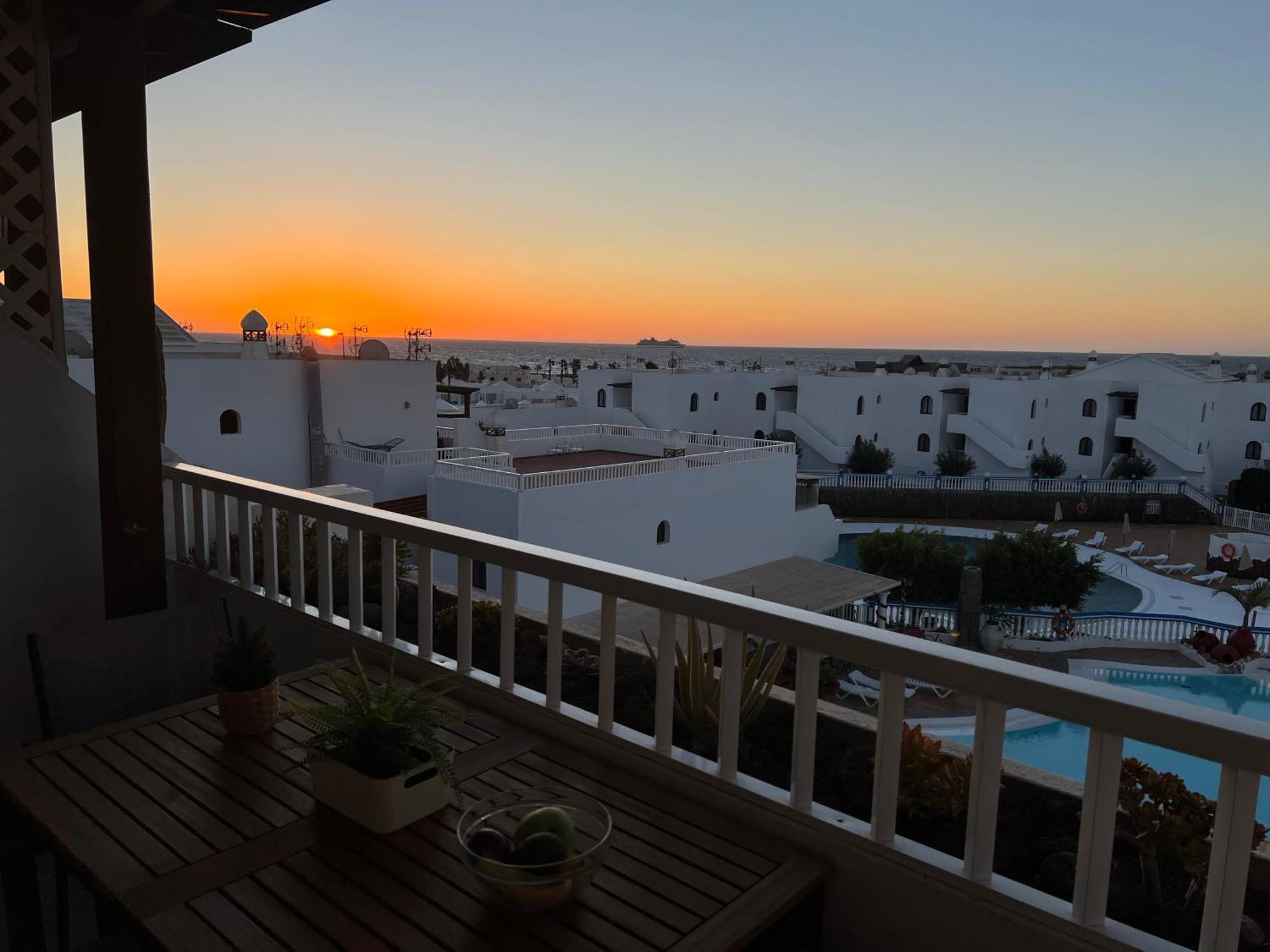 New Pools Wonderful Views Ac Lägenhet Costa Teguise Exteriör bild