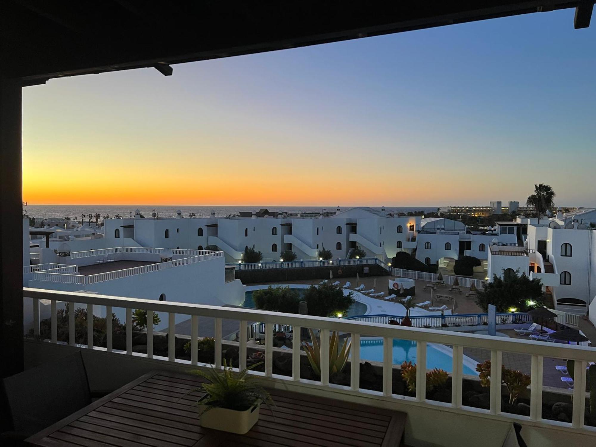 New Pools Wonderful Views Ac Lägenhet Costa Teguise Exteriör bild